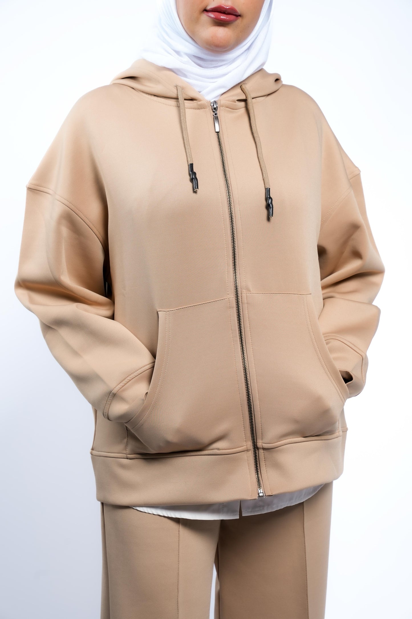 Beige Tracksuit 🤍