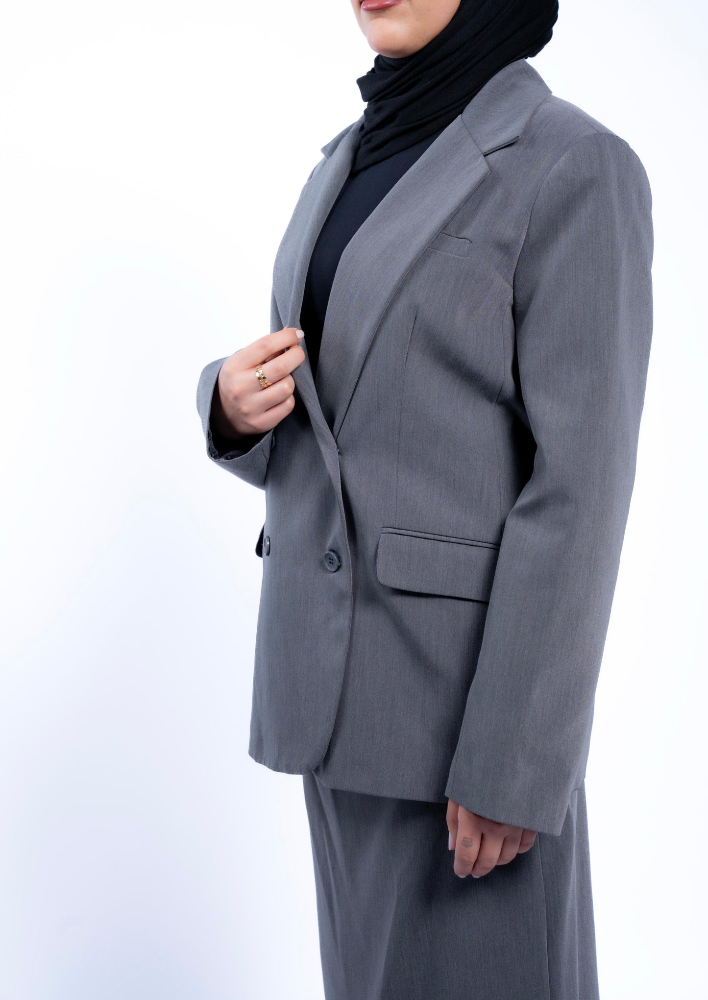 Trendy oversized grey skirt suit 🩶