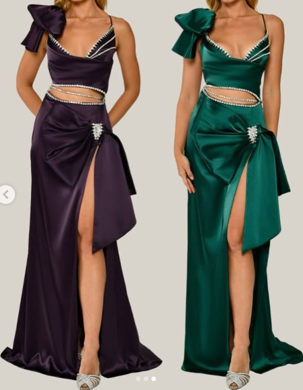 Trinkets dress in Plum colour🤍